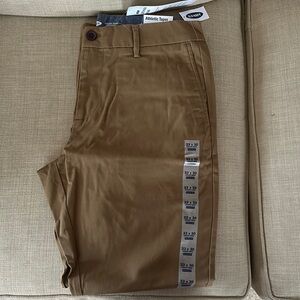 Men’s khaki pants